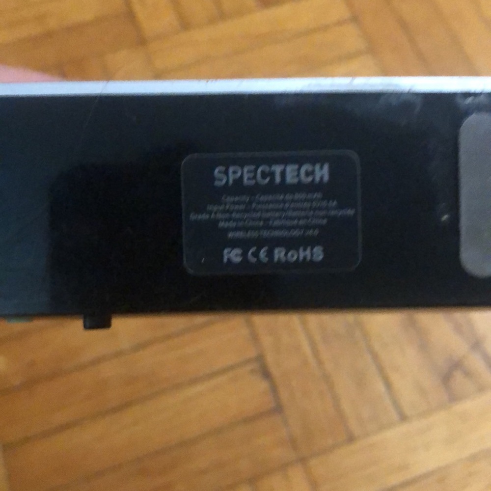 Spectech Bluetooth speaker - Picture 4 of 8